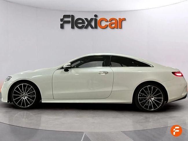 Usado Mercedes E300 245 CV (180 kW) 2018 Blanco Coupe