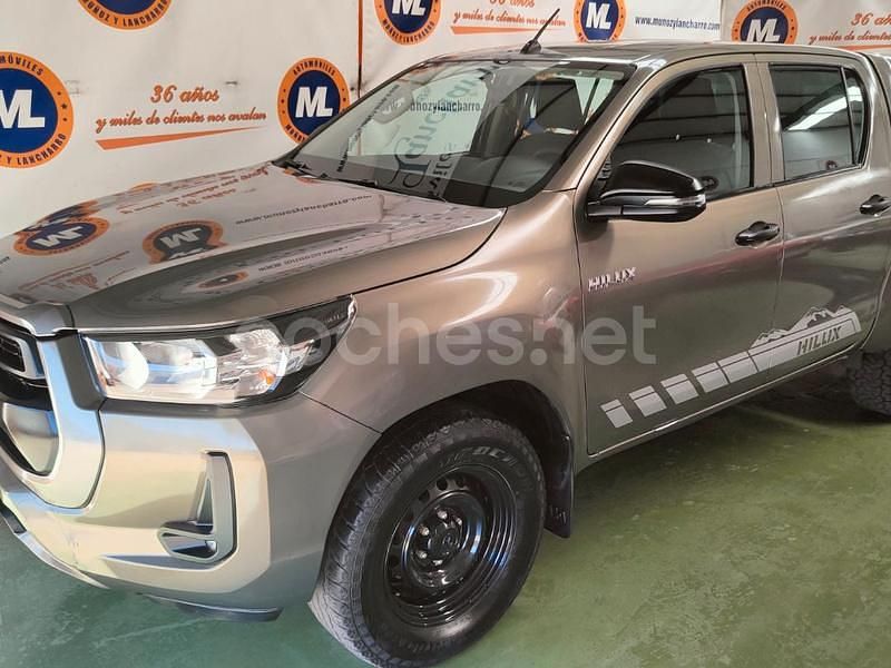Marrón Usado 2021 Toyota HiLux Plus Recogida | 29.999 € (Caro) - Imagen 1/4