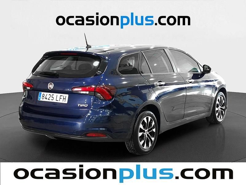 Usado Fiat Tipo Mirror 95 CV (69 kW) 2020 Azul Familiar