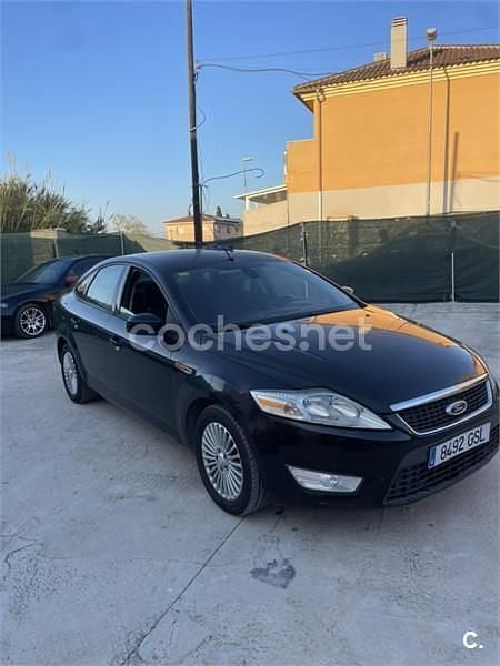 Usado Ford Mondeo 125 CV (91 kW) 2009 Negro Berlina