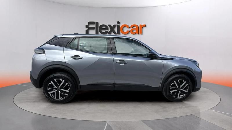 Usado Peugeot 2008 Active 102 CV (75 kW) 2023 Gris SUV
