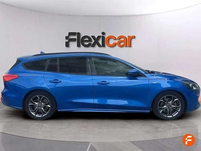 Usado Ford Focus ST-Line 150 CV (110 kW) 2019 Azul Familiar