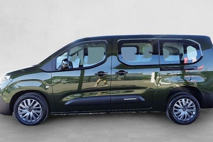 Usado Citroën Berlingo 130 CV (95 kW) 2025 Monovolumen