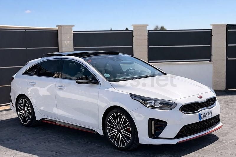 Usado Kia ProCeed GT GT 204 CV (150 kW) 2018 Blanco Utilitario