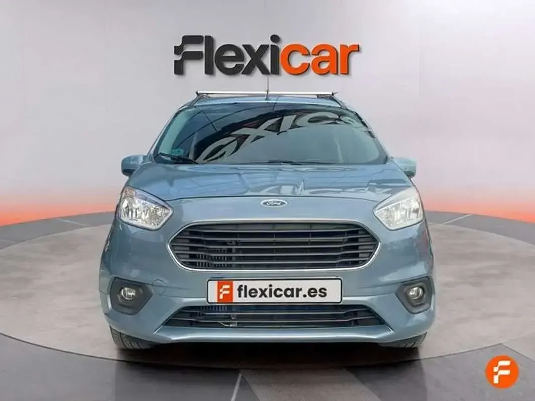Usado Ford Tourneo Ambiente 102 CV (75 kW) 2018 Azul Van