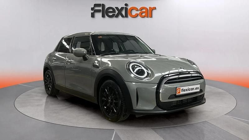 Usado Mini ONE 102 CV (75 kW) 2021 Gris Utilitario