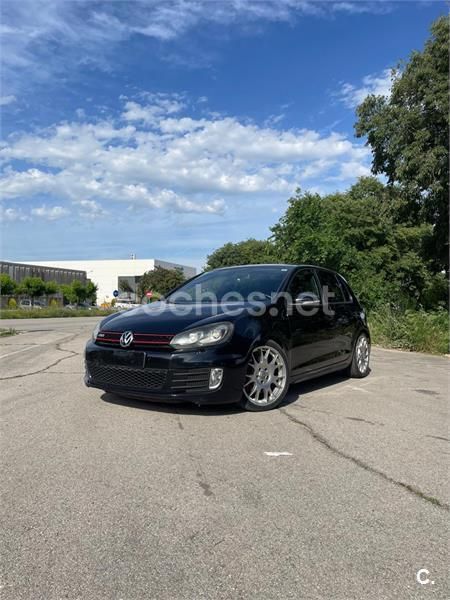 Negro Usado 2009 VW Golf VI GTI Berlina | 12.990 € (Precio justo) - Imagen 1/4