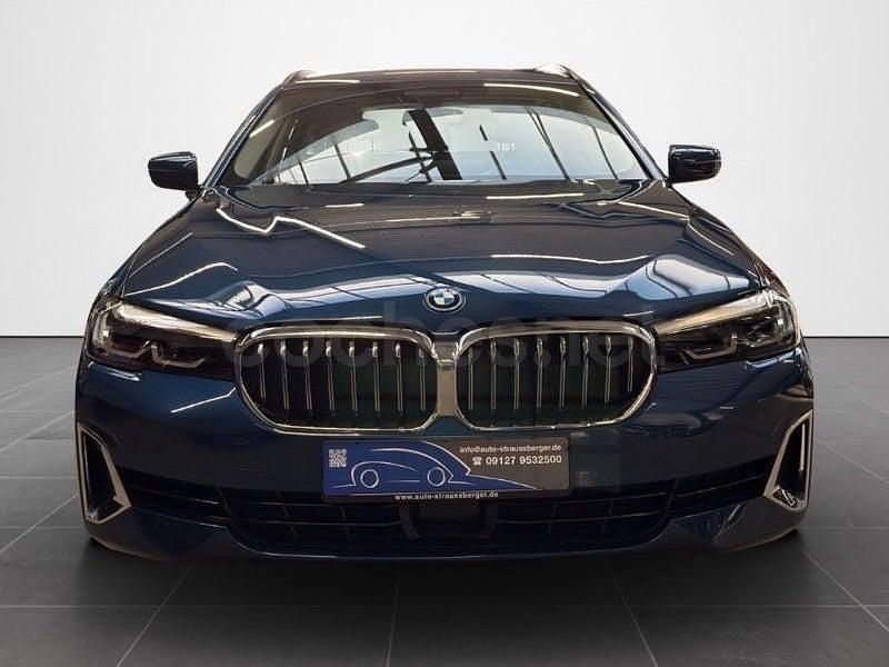 Usado BMW 530e 292 CV (214 kW) 2023 Azul Familiar