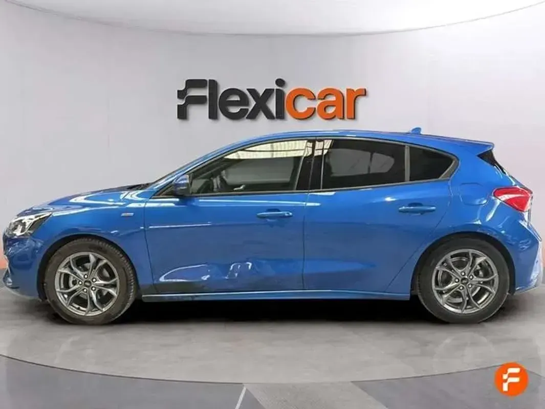 Begagnad Ford Focus ST-Line 125 HK (91 kW) 2019 Blå Halvkombi