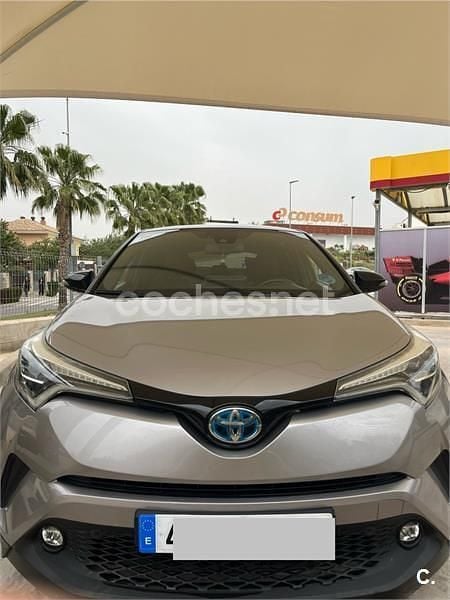 Usado Toyota C-HR Plus 122 HP (89 kW) 2017 Cinzento SUV
