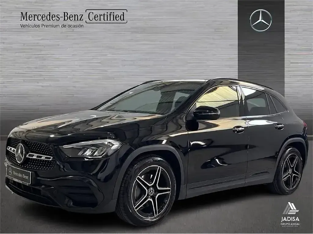 Usado Mercedes GLA200 150 CV (110 kW) 2025 Negro SUV