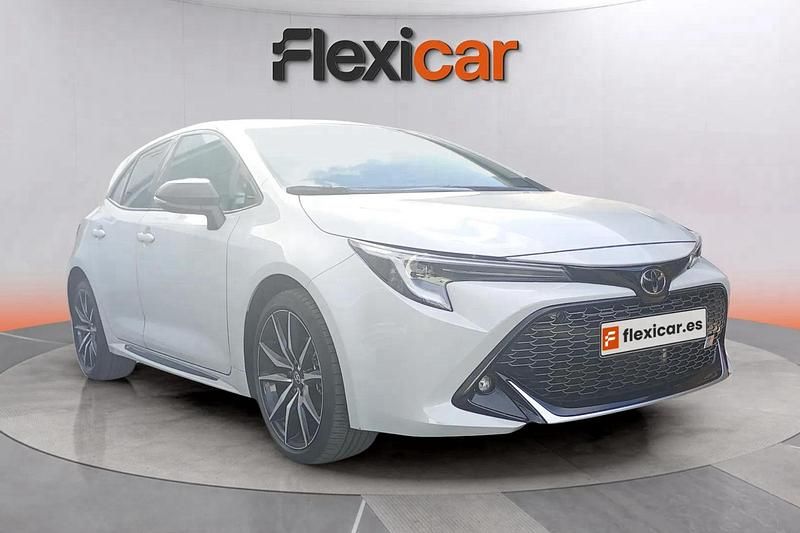 Blanco Usado 2024 Toyota Corolla Sport Berlina | 23.990 € (Precio justo) - Imagen 1/4