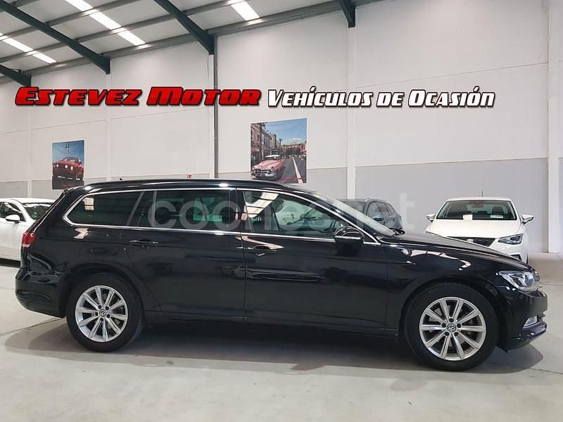 Usado VW Passat Advance 150 CV (110 kW) 2018 Negro Familiar