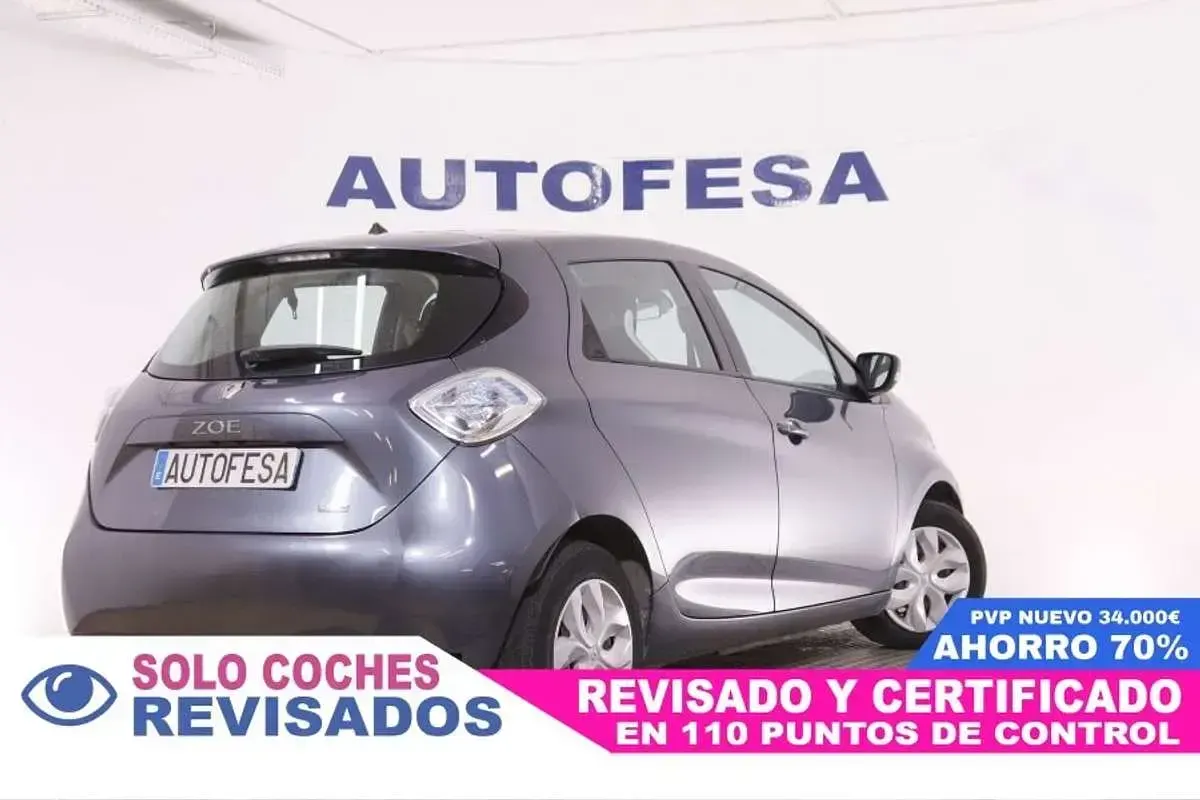 Usado Renault Zoe Life 67 kW (92 CV) 2018 Gris Utilitario