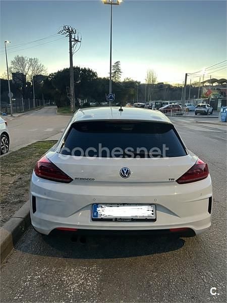 Usado VW Scirocco R-line 125 CV (91 kW) 2016 Blanco Coupe