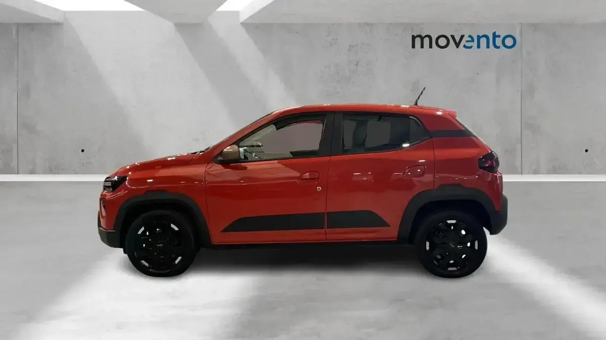 Usado Dacia Spring Extreme 47 kW (65 CV) 2024 Rojo Utilitario