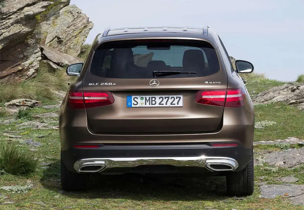 Usado Mercedes GLC250 204 CV (150 kW) 2026 Azul SUV
