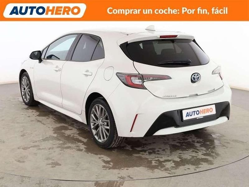 Usado Toyota Corolla 125 CV (91 kW) 2019 Blanco Berlina