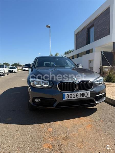 Usado BMW 116 Sport Line 109 CV (80 kW) 2019 Gris / plata Utilitario