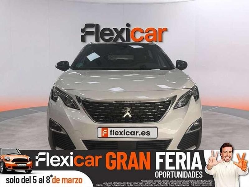 Usado Peugeot 5008 Allure 131 CV (96 kW) 2020 Blanco SUV