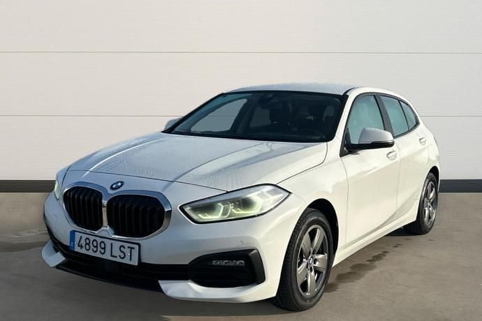 Usado BMW 118 Comfort Edition 136 CV (100 kW) 2021 Utilitario