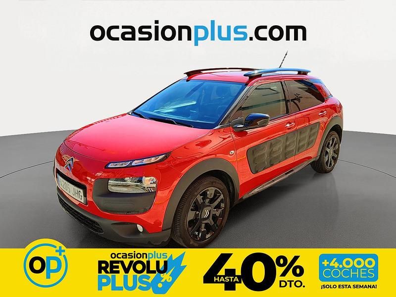 Usado Citroën C4 Cactus Shine Edition 100 CV (73 kW) 2015 Rojo Utilitario