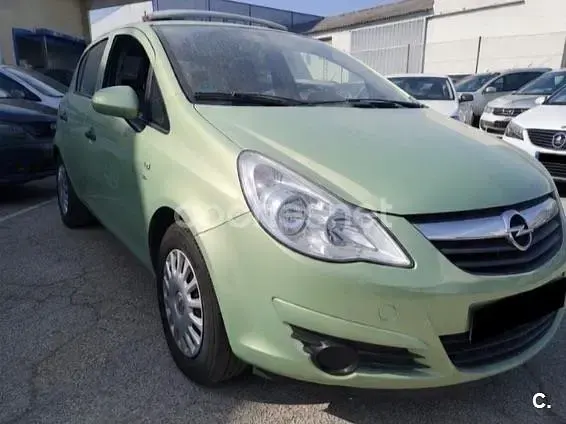 Usado Opel Corsa Cosmo 85 CV (62 kW) 2010 Verde Utilitario