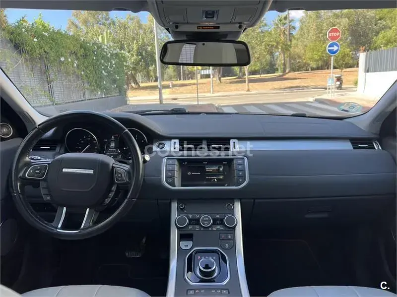 Usado Land Rover Range Rover evoque SE Dynamic 150 CV (110 kW) 2018 Granate SUV