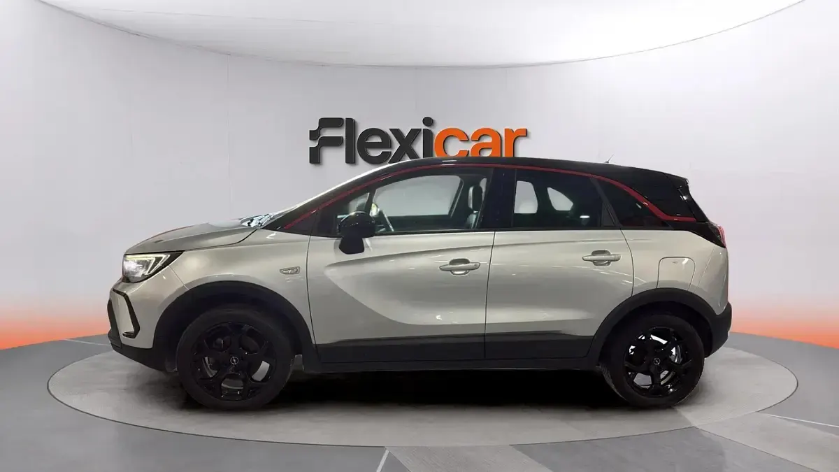 Usado Opel Crossland 110 CV (80 kW) 2023 Gris SUV