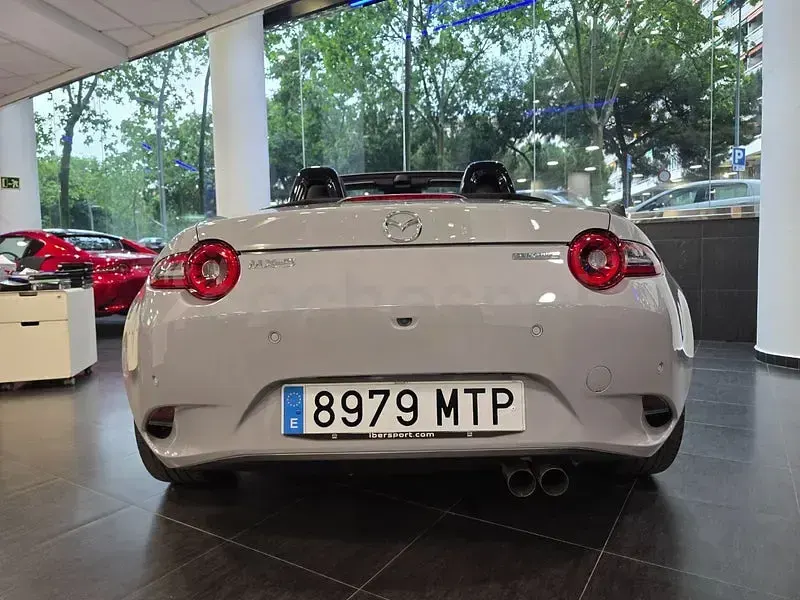 Occasion Mazda MX5 Exclusive-Line 184 PK (135 kW) 2024 Grijs Cabriolet