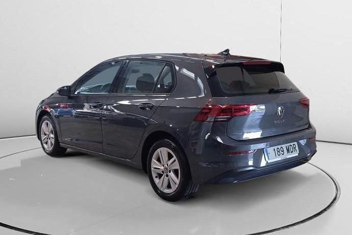 Usado VW Golf VIII Life 131 CV (96 kW) 2022