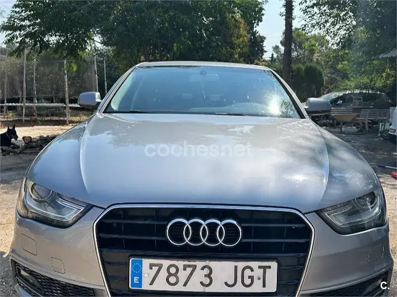 Usado Audi A4 S-Line 150 CV (110 kW) 2015 Gris / plata Berlina