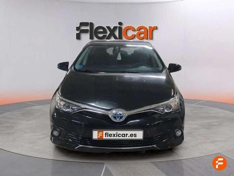 Usado Toyota Auris Hybrid Active 136 CV (100 kW) 2016 Negro Utilitario