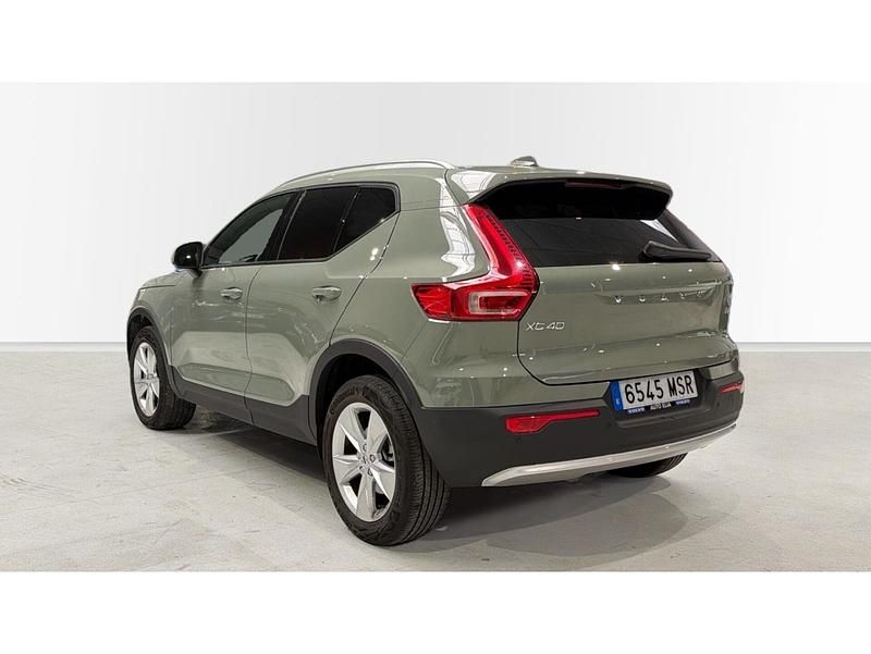 Usado Volvo XC40 Core 163 CV (119 kW) 2024 Verde SUV