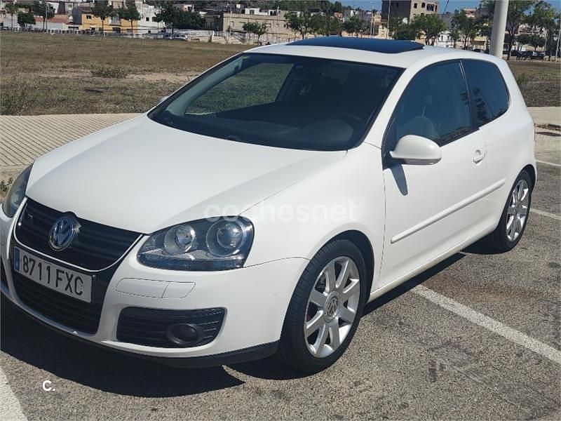 Blanco Usado 2007 VW Golf V Sportline Berlina | 5500 € (Buen precio) - Imagen 1/4