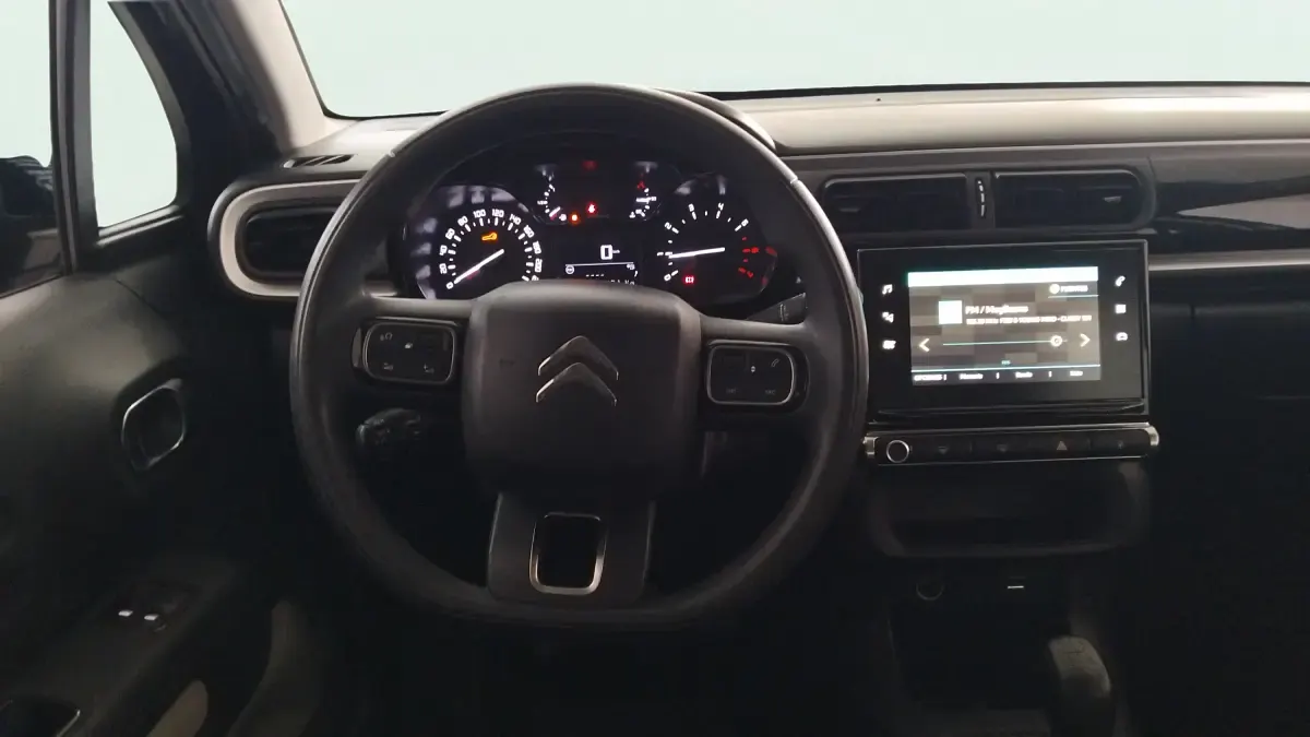 Usado Citroën C3 Shine 99 CV (72 kW) 2019 Gris Utilitario