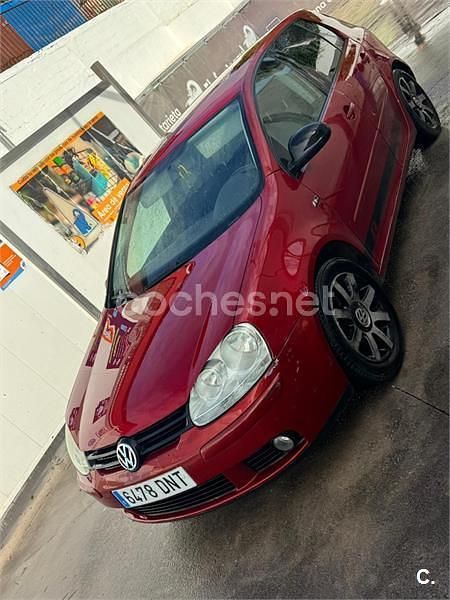 Usado VW Golf IV Sportline 105 CV (77 kW) 2005 Rojo Berlina