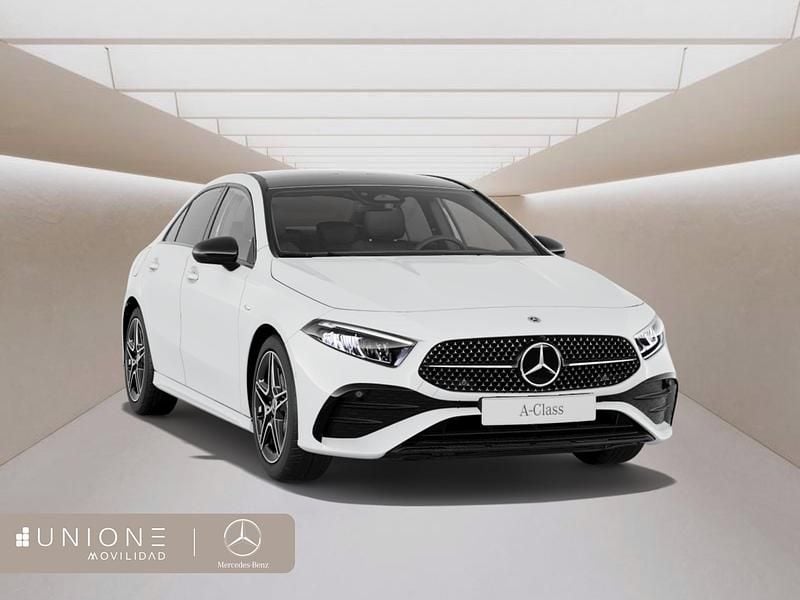 Usado Mercedes A250 Advanced 224 CV (164 kW) 2024 Blanco Berlina