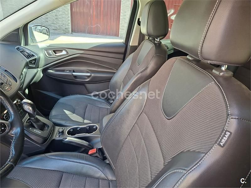 Usado Ford Kuga Titanium S 163 CV (119 kW) 2014 Azul SUV