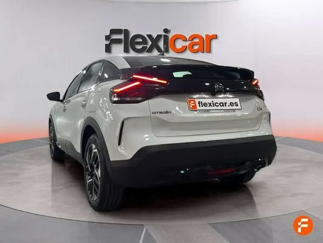 Usado Citroën C4 Feel 131 CV (96 kW) 2022 Blanco Utilitario