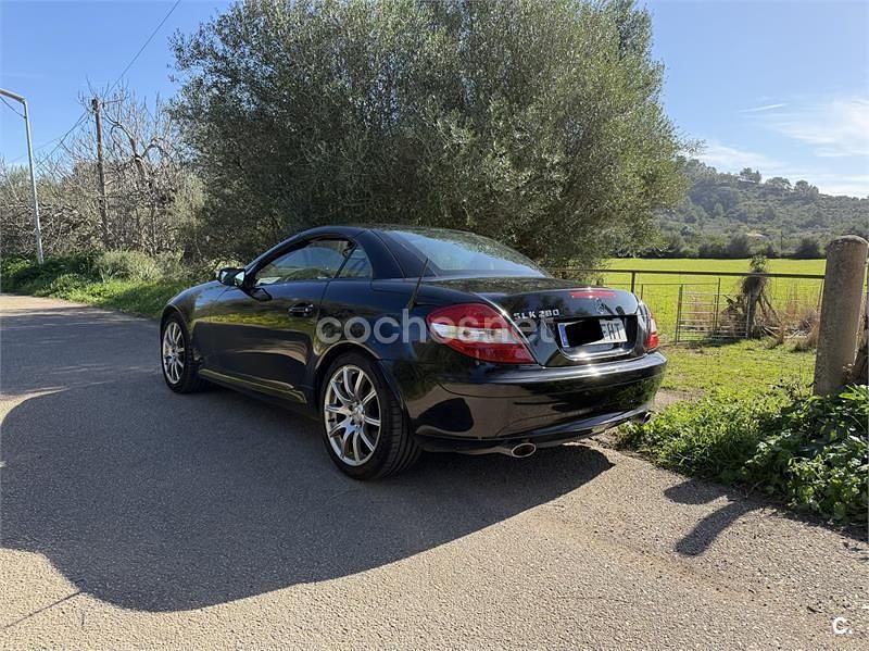 Usado Mercedes SLK280 231 CV (169 kW) 2005 Negro Descapotable