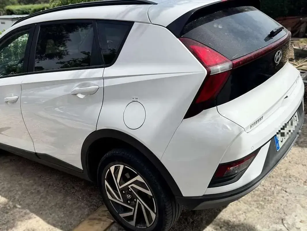 Usado Hyundai Bayon 84 CV (61 kW) 2024 Blanco SUV