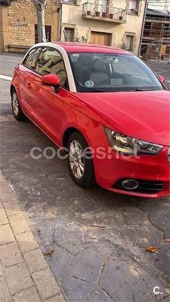 Usado Audi A1 Ambition 90 CV (66 kW) 2012 Rojo Utilitario