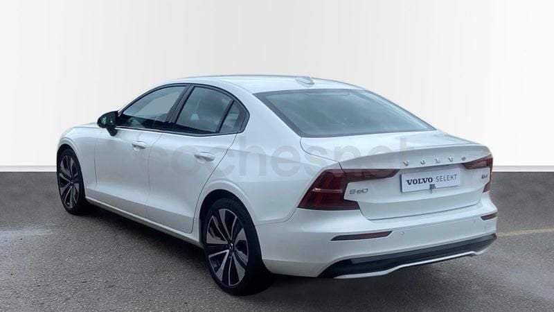 Usado Volvo S60 Plus 197 CV (144 kW) 2024 Blanco Berlina