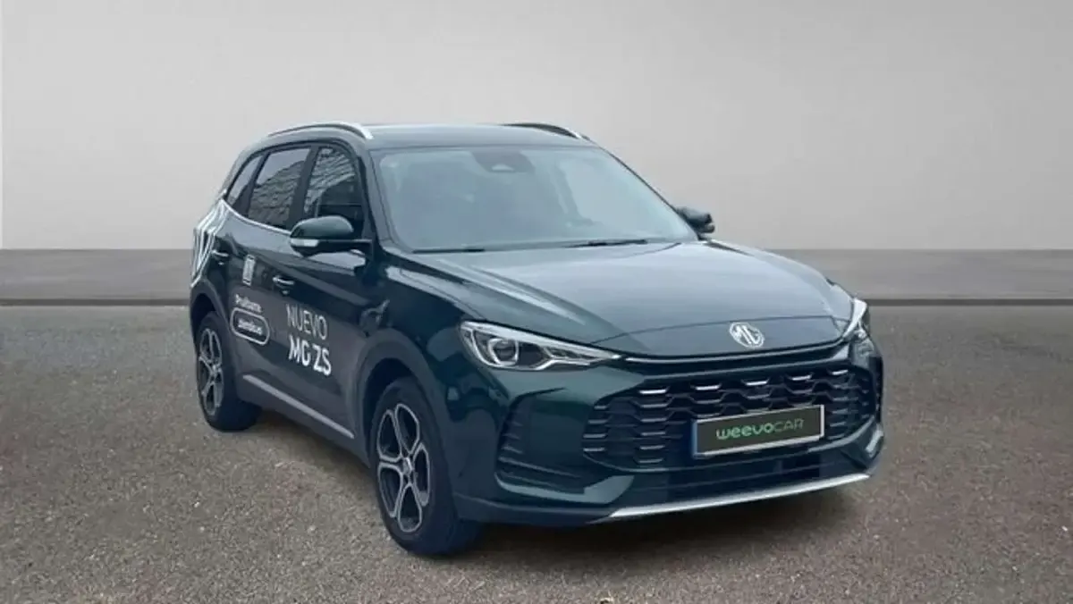 Usado MG ZS Comfort 116 CV (85 kW) 2025 Verde SUV