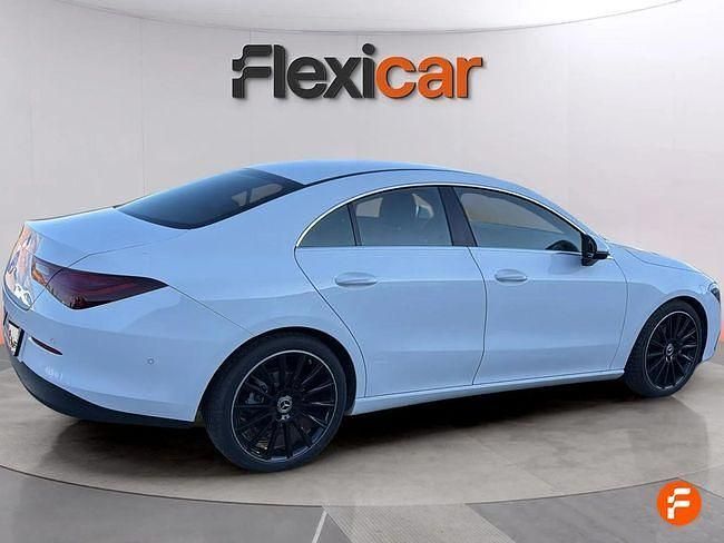 Usado Mercedes CLA180 136 CV (100 kW) 2024 Blanco Berlina