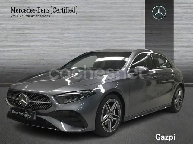 Gris / plata Usado 2025 Mercedes A180 Berlina | 33.900 € (Precio justo) - Imagen 1/4