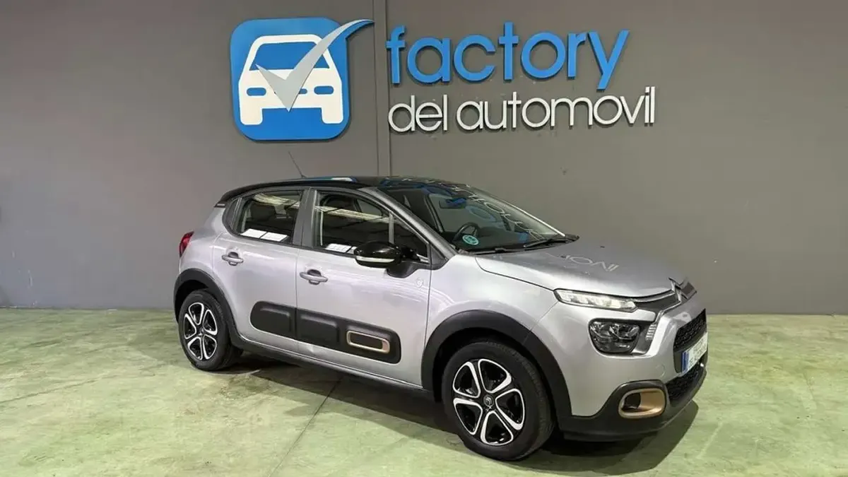 Usado Citroën C3 Shine 99 CV (72 kW) 2022 Gris Utilitario