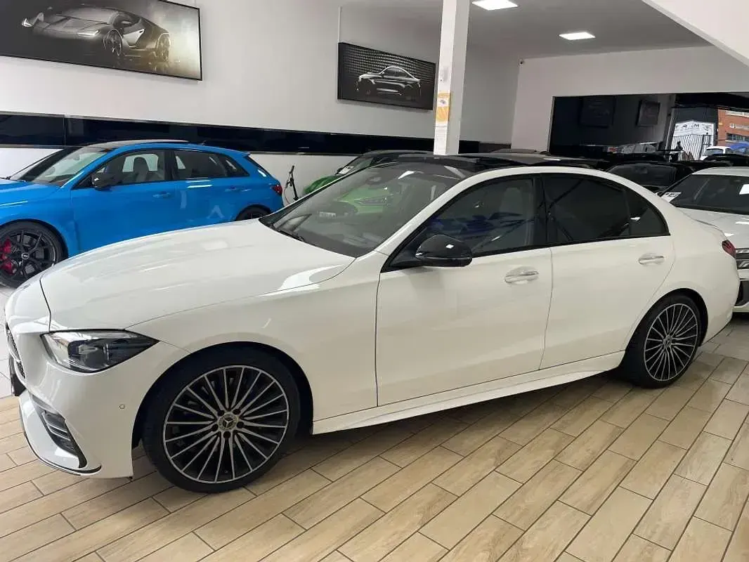 Usado Mercedes C220 200 CV (147 kW) 2022 Blanco Berlina