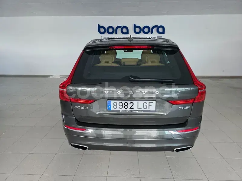 Usado Volvo XC60 Inscription 390 CV (286 kW) 2020 Gris / plata SUV